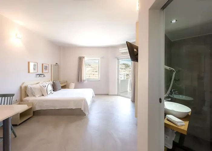 Ξενοδοχείο με διαμερίσματα Mare Κάρυστος